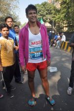 Milind Soman at Standard Chartered Mumbai Marathon in Mumbai on 14th Jan 2012 (70).JPG